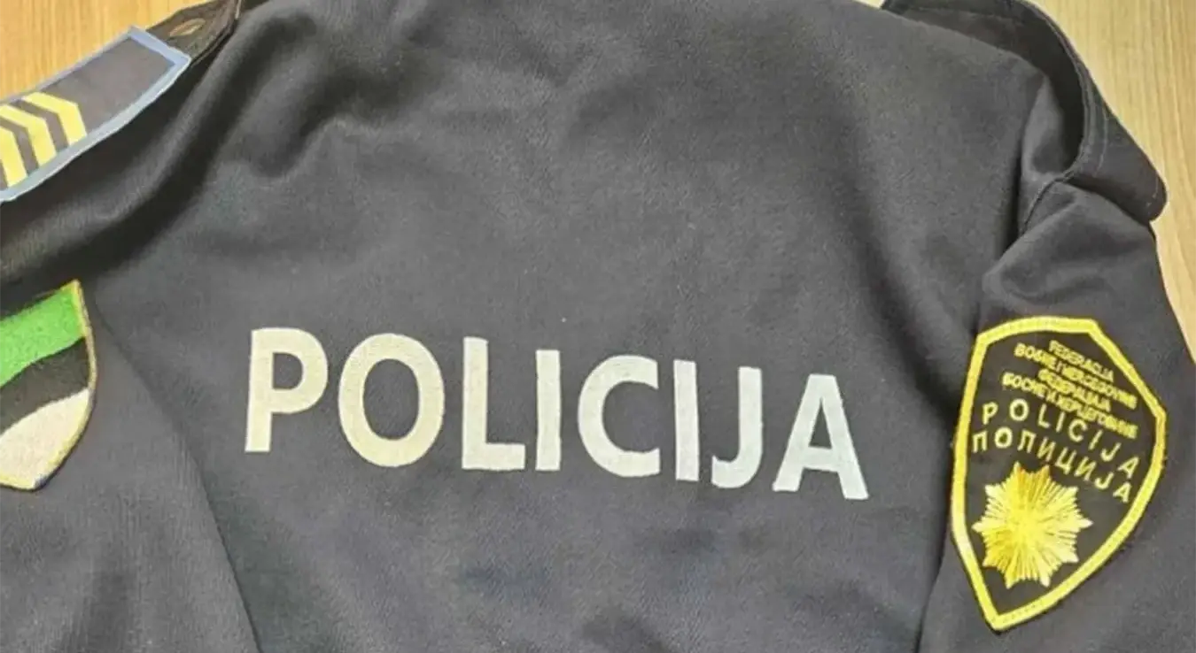 Тиктокер пријављен тужилаштву јер се представљао као полицајац