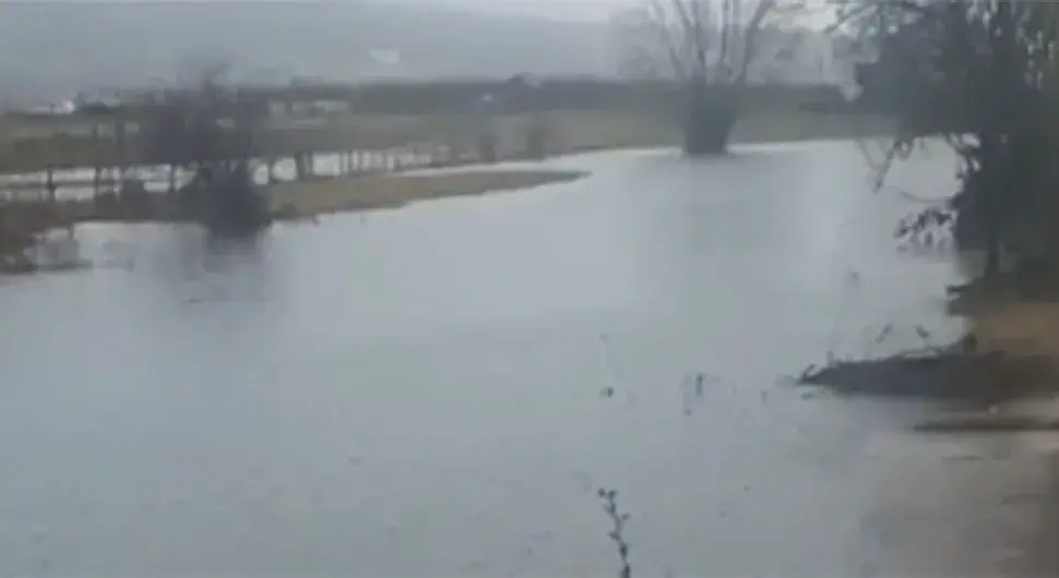 Излила се ријека Заломка