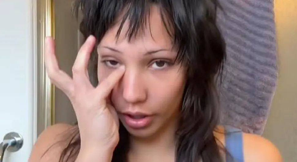 Брат и сестра добили дијете: Кћерка поносна због тога