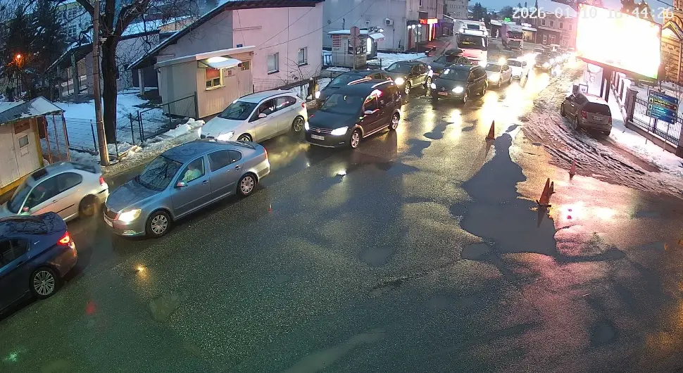 Возачи опрез: Велике гужве на граничним прелазима