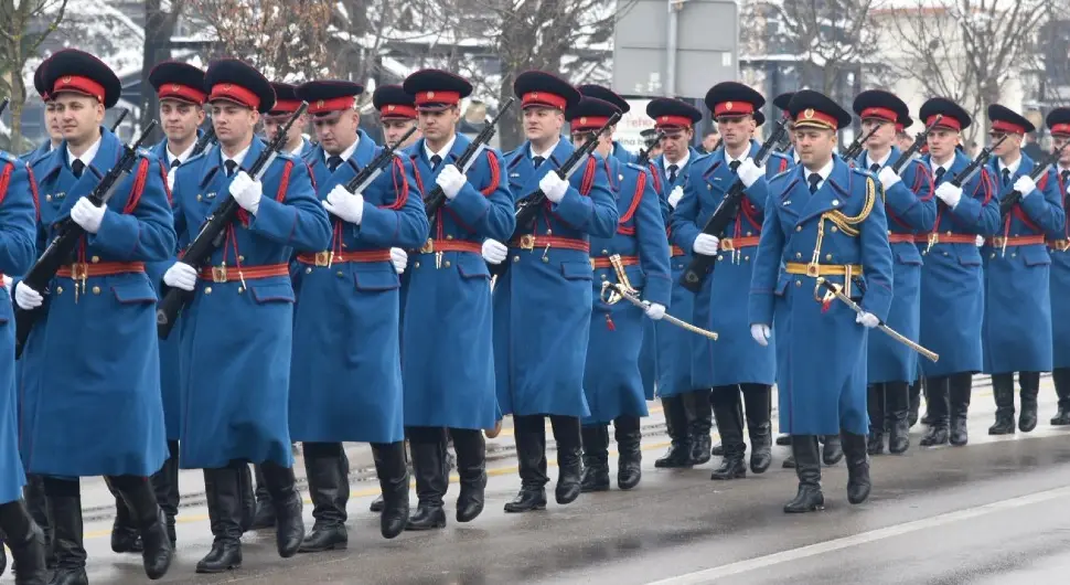 Свечани дефиле поводом Дана Републике Српске