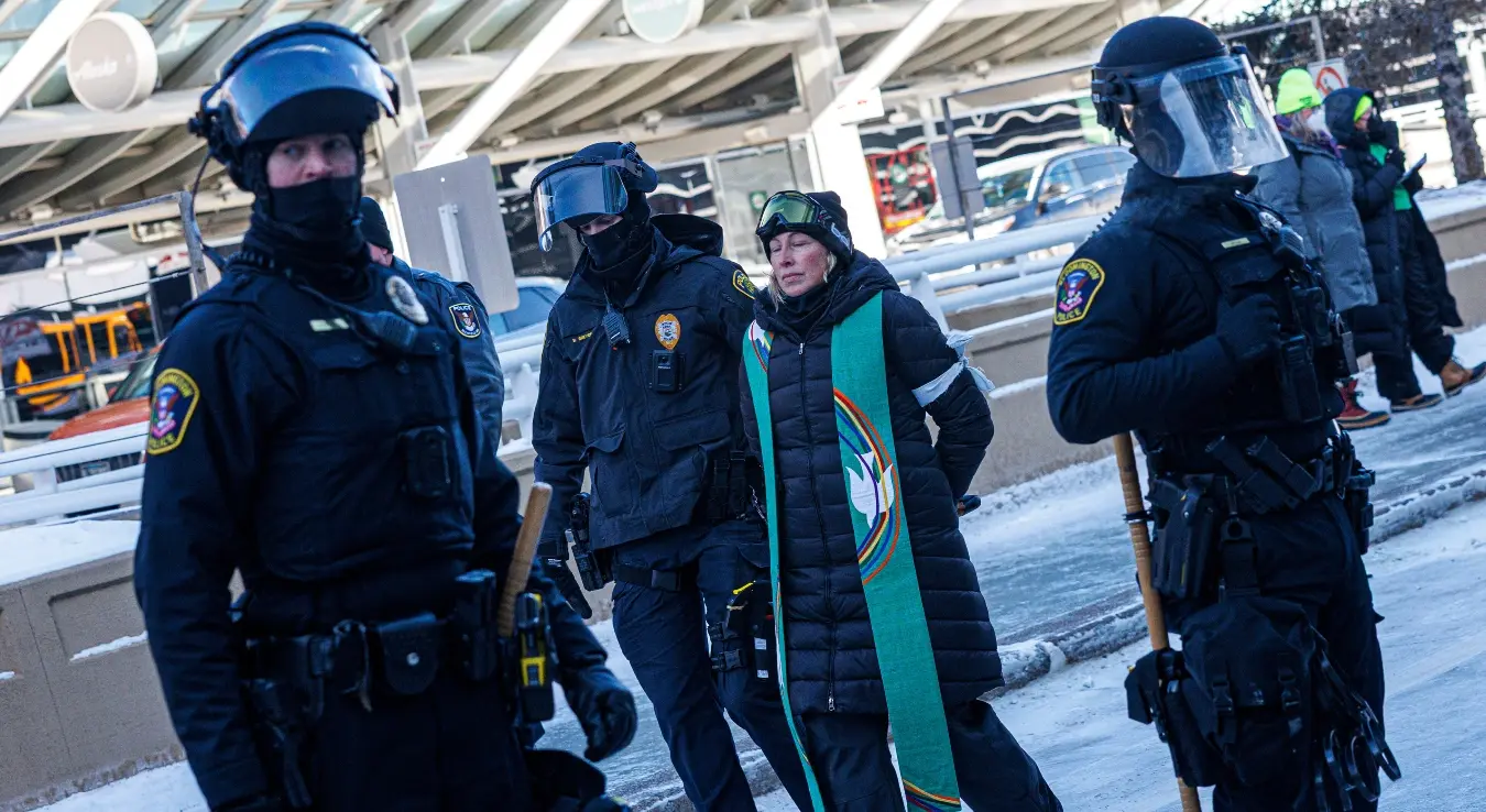 Нова драма: Агенти са оцем привела и дјевојчицу (2)