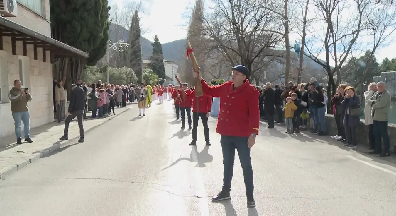 Карневал мимозе у Требињу