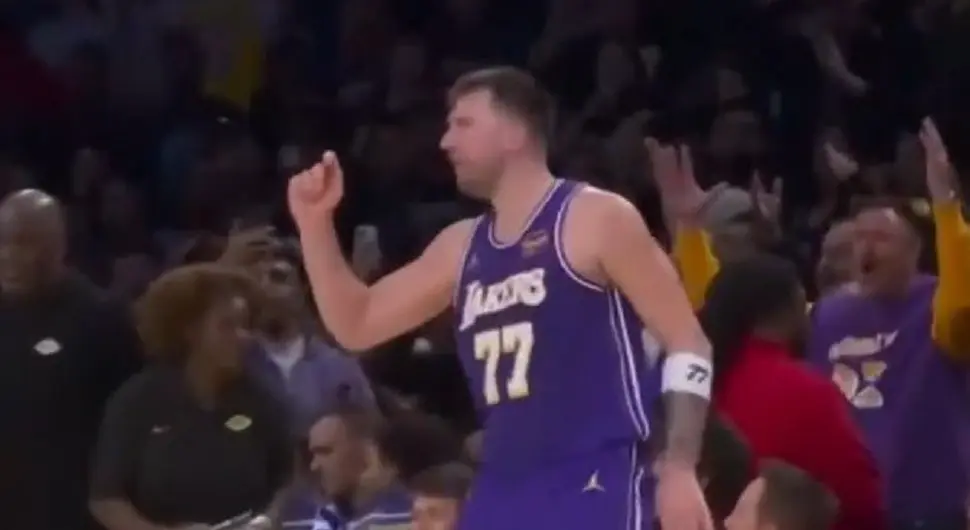 Судија излудио Дончића: Од***и одавде!