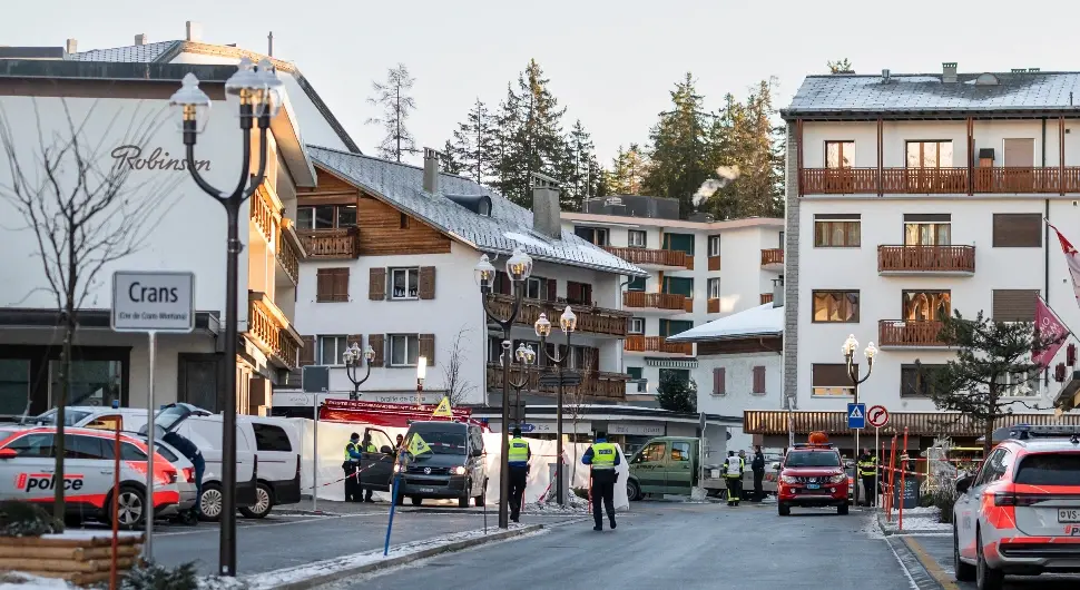 Ле Констелејшн