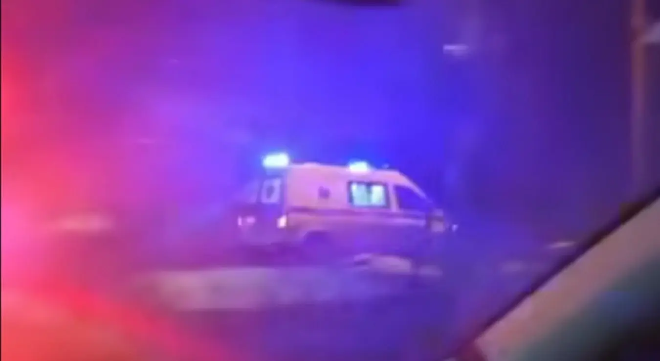 Туча навијача Торциде и Делија у Тузли