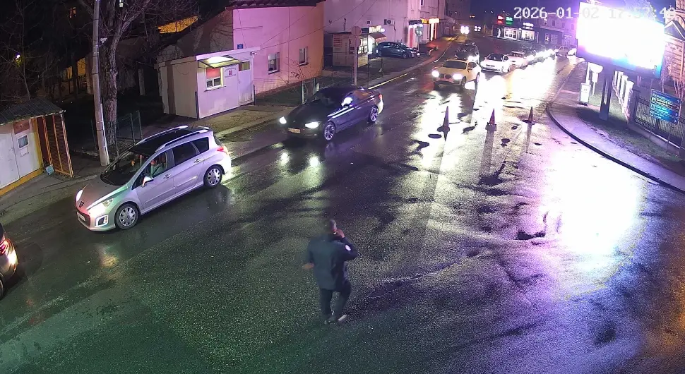 Упозорење за возаче: Дуге колоне на више граничних прелаза