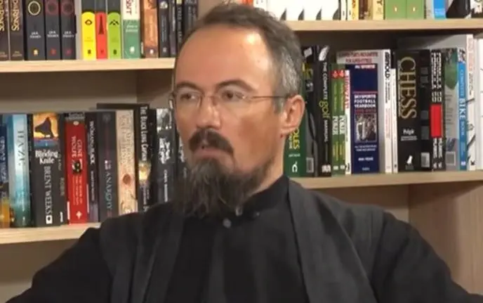 Александар Кнежевић