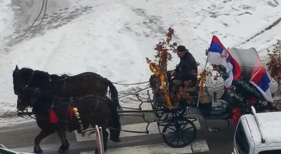 Бадњак на улицама Бањалуке