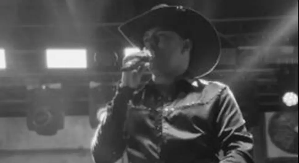 Пјевач погинуо у авионској несрећи: Ужасне вијести саопштио његов менаџер