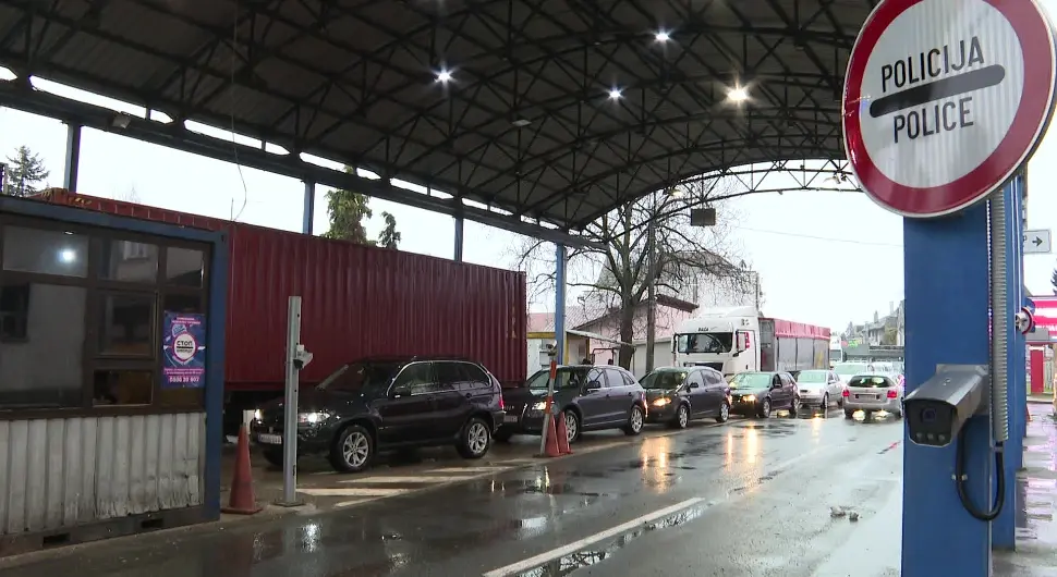 Колико БиХ дугују страни, а колико домаћи возачи и како наплатити