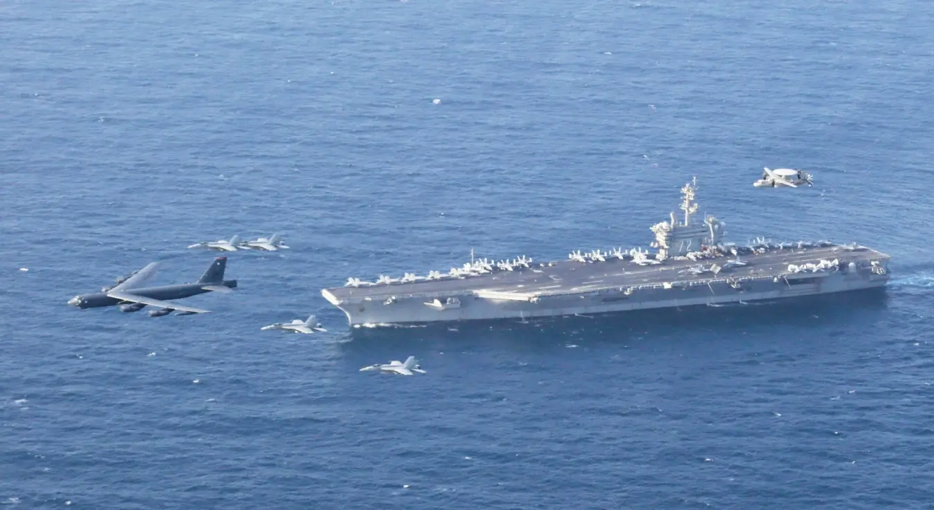 УСС Абрахам Линколн носач авиона