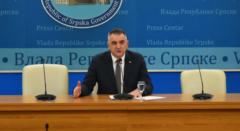 Пренос: Конференција за новинаре Владе Републике Српске