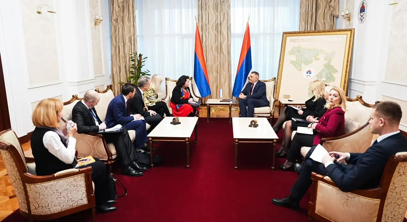 Минић на састанку са делегацијом УК