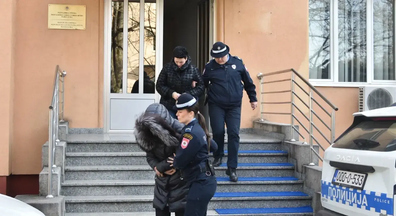 Гордана Вучић и Сања Максимовић, акција ”Ада”