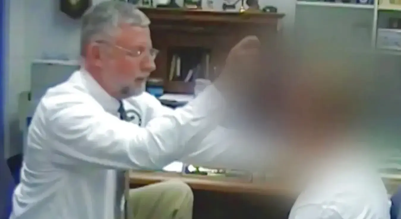 Мрачна прича из школе: Директор хипнотисао ученике, три тинејџера преминула