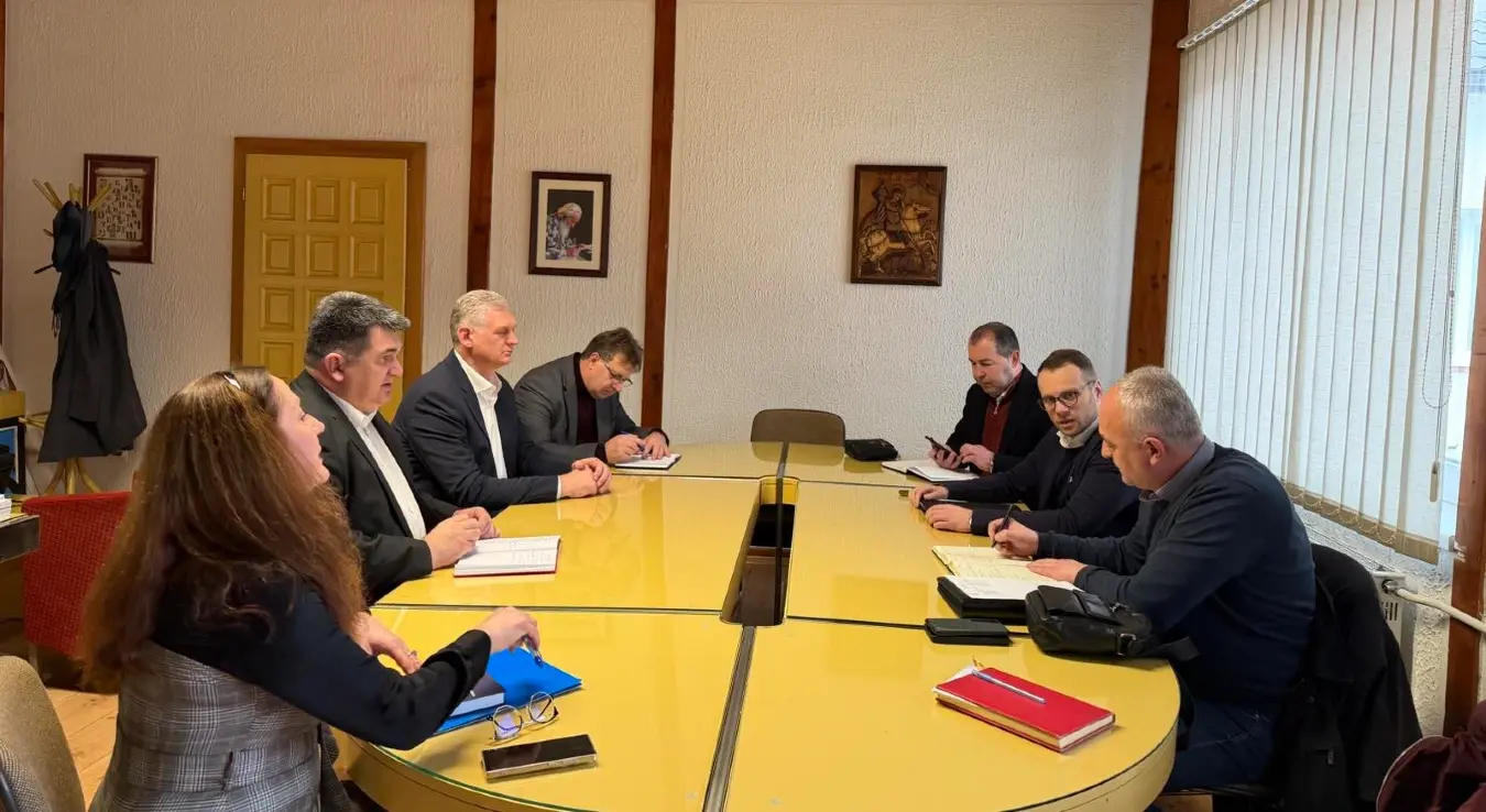 Електро-Бијељина: Усаглашавање инвестиција у електромрежу у Лопарама