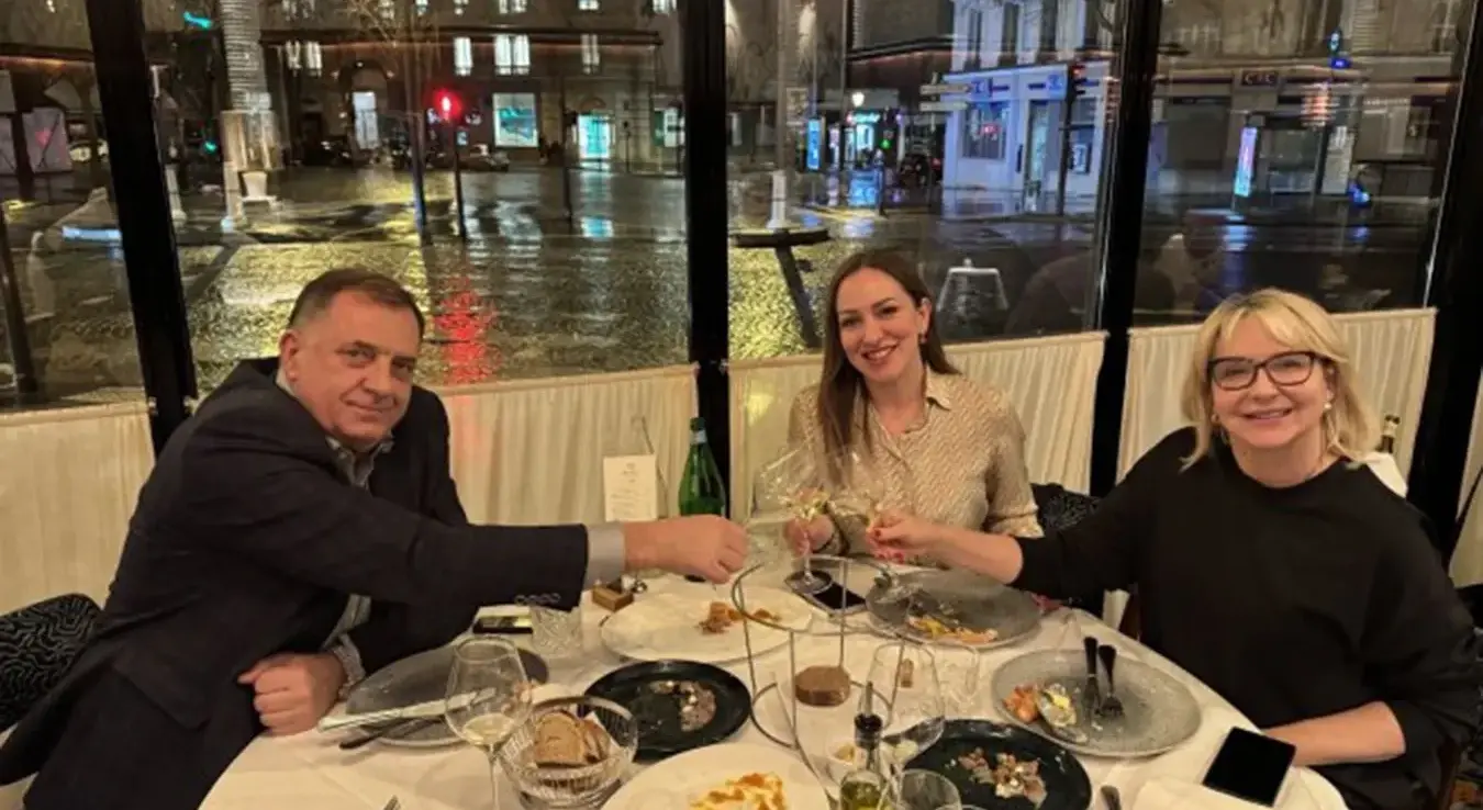 Милорад Додик,Бојана Кондић Панић и Ана Тришић Бабић