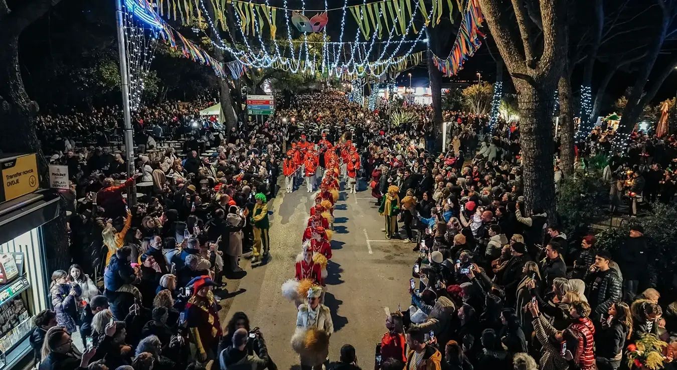 Отворен празник Мимозе у Херцег Новом