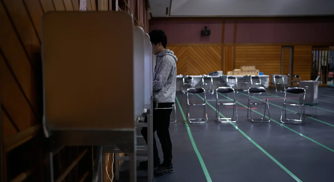 Ванредни избори у Јапану: Наставља ли Токио ка потпуној милитаризацији?