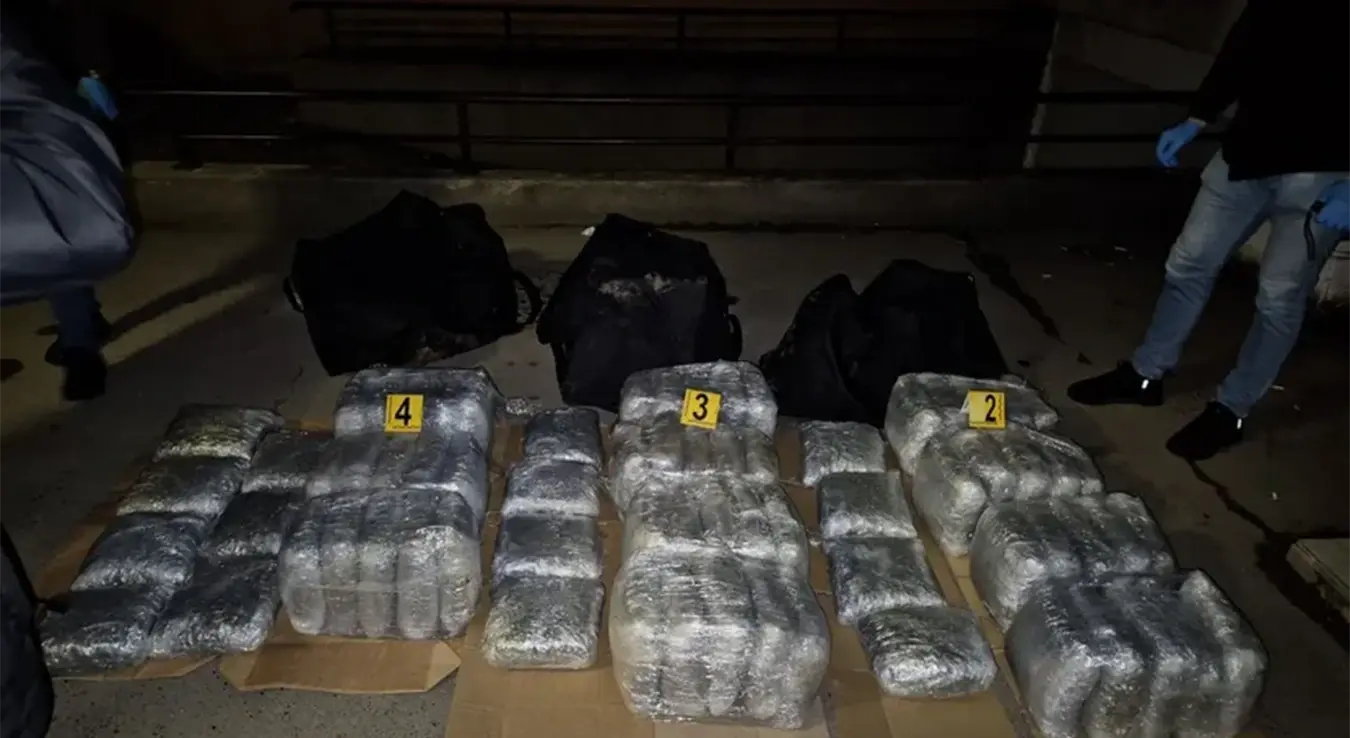 Велика акција полиције: Ухапшено више особа, заплијењена већа количина дроге