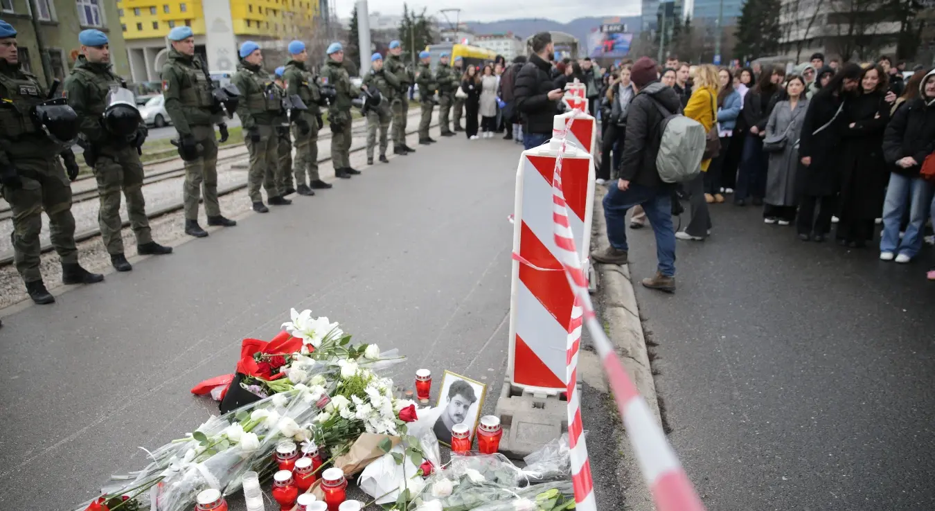 Влада КС након притиска јавности ипак прогласила Дан жалости због трамвајске несреће у Сарајеву