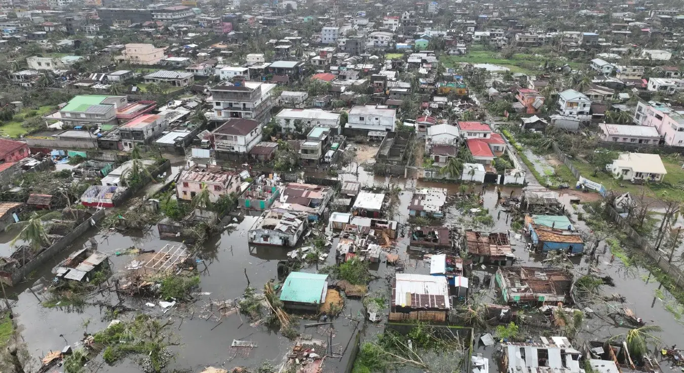 Вјетар од 270 километара на час разорио острво: Десетине мртвих и несталих