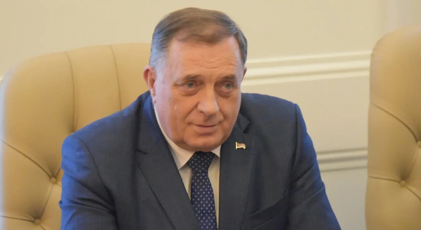 Милорад Додик