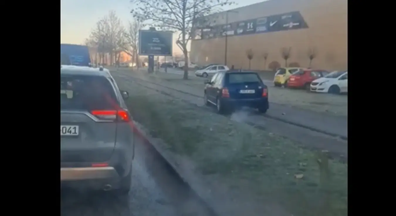 Вожња тротоаром Бањалука