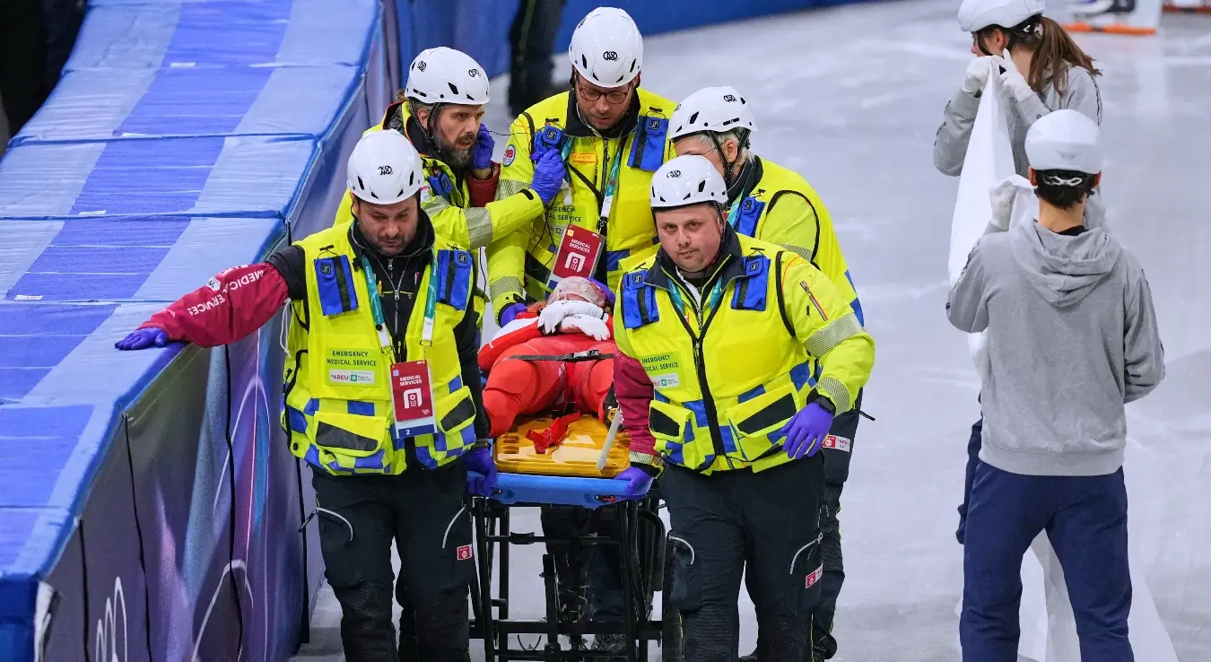 Хорор на ЗОИ, једна од најгорих повреда икада: Клизачица умало остала без ока, лежала у локви крви