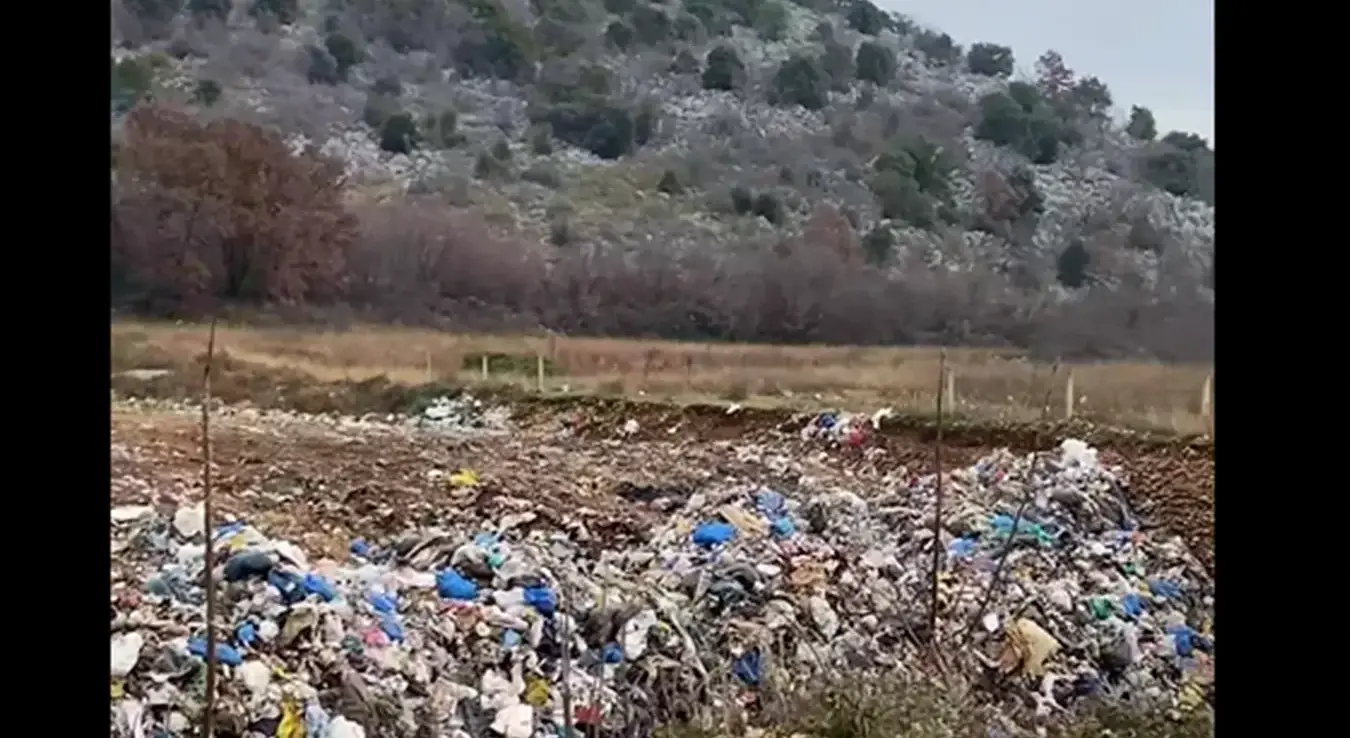 Депонија код ријеке Брегаве у Стоцу