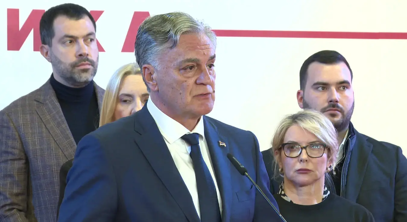 Синиша Каран