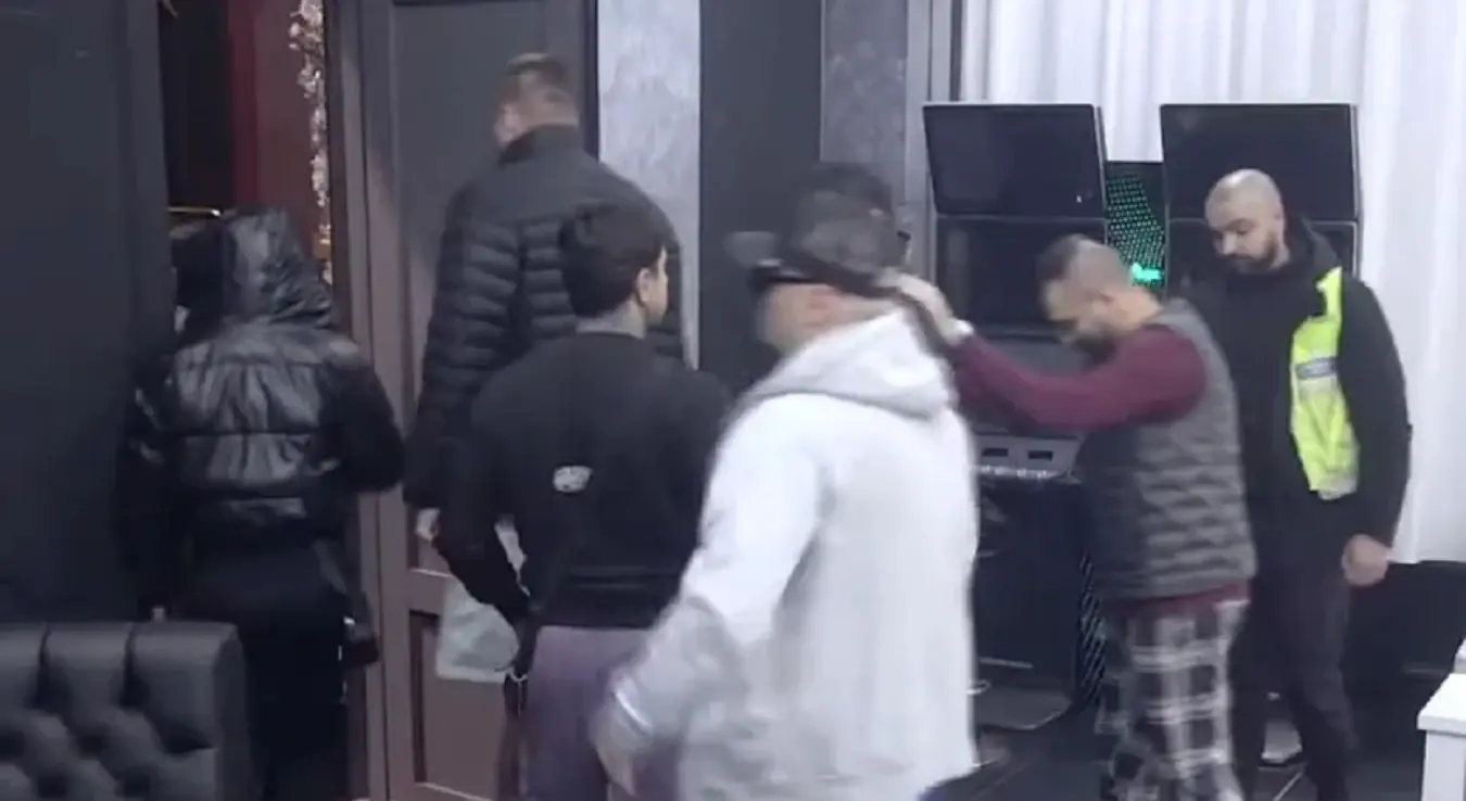 Он је заувек напустио Елиту! Наређено му да ХИТНО напусти имање, Луна Ђогани апеловала да не гласају за њега