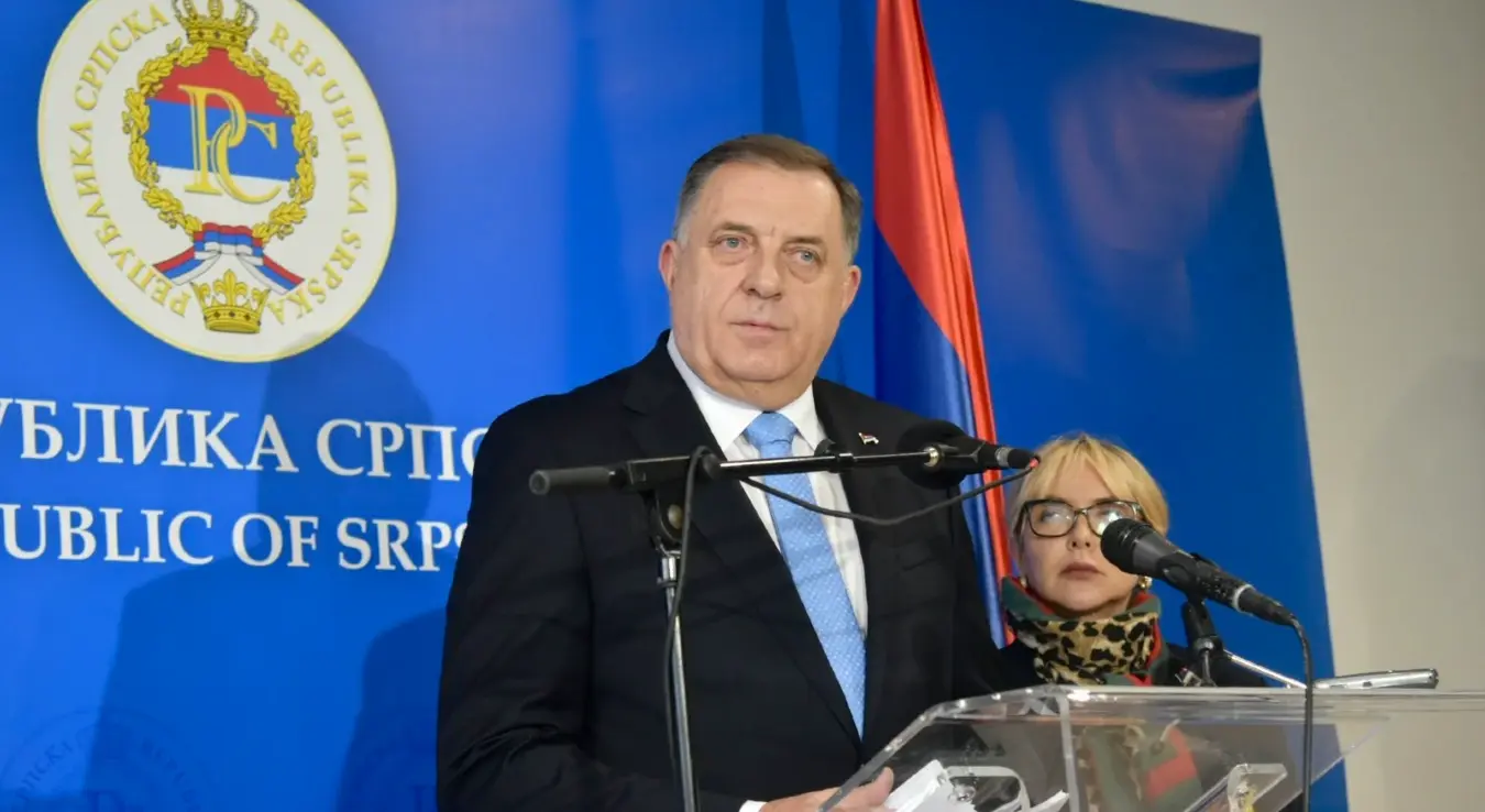 Додик по доласку из Америке: Разговарали смо о санкцијама Шмиту, видјећемо