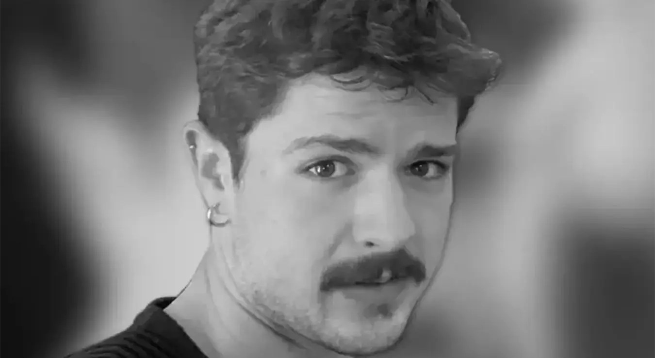 У трамвајској несрећи у Сарајеву јуче је погинуо младић из Брчког, Ердоан Моранкић, који је студирао у Сарајеву.