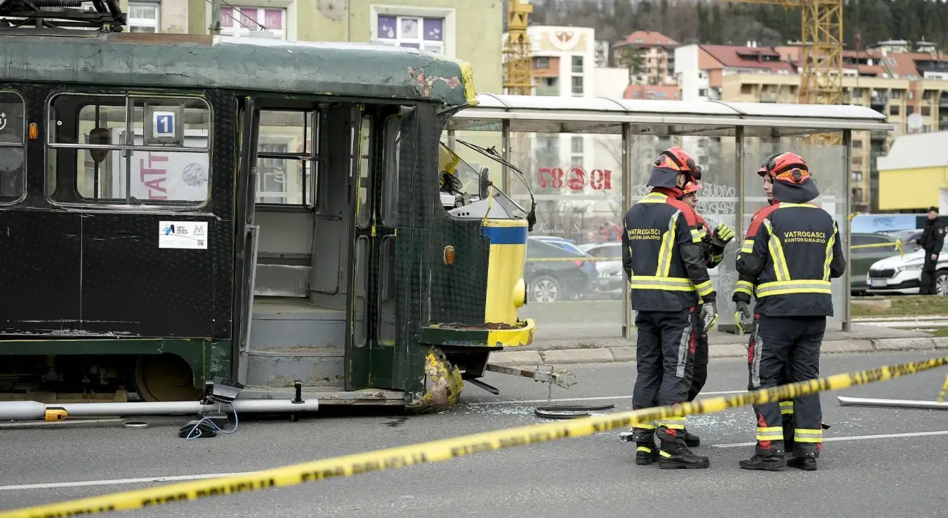 Трамвај искочио из шина у Сарајеву