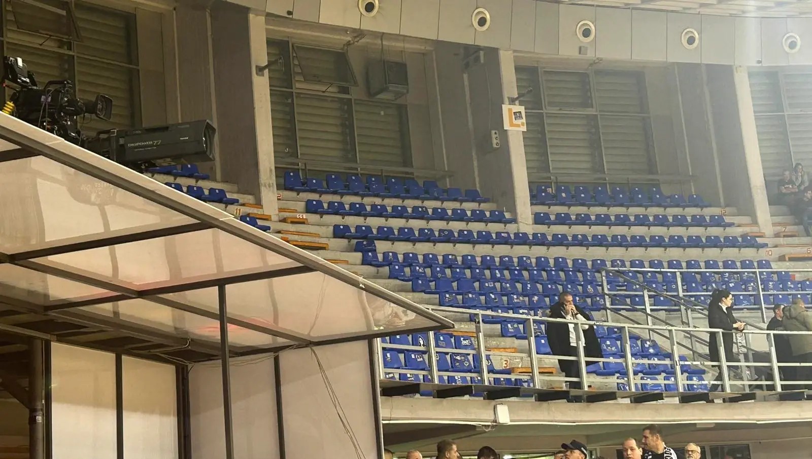 Навијачи Партизана истјерани са меча