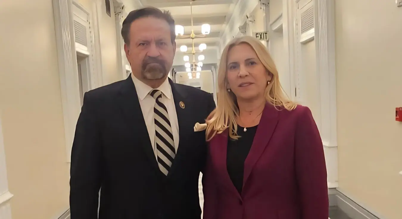 Цвијановић у Бијелој кући са вишим директором за борбу против тероризма