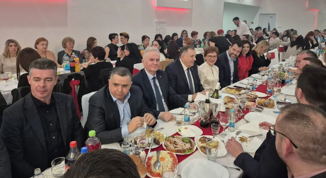 Додик: О женама ни изблиза није опјеван њихов значај за породицу и друштво