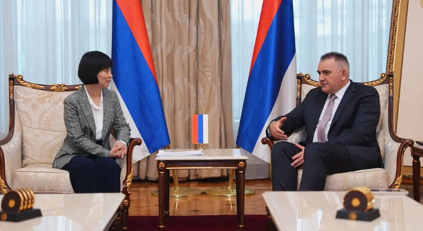 Минић разговарао са Ли Фан: Успјешна сарадња Српске и Кине