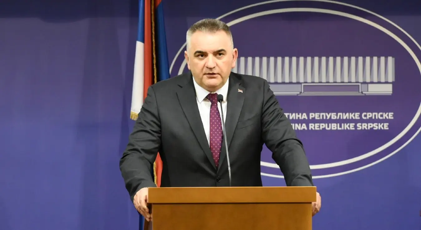 Саво Минић