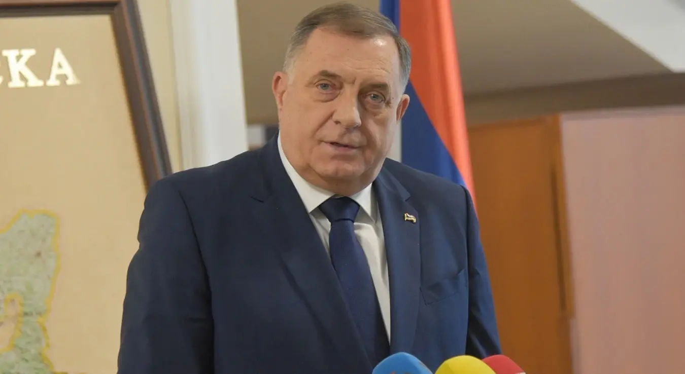 Милорад Додик