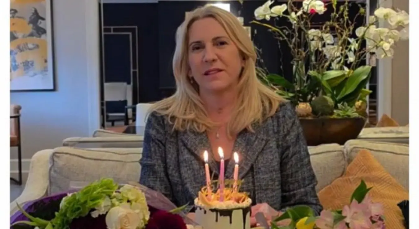 Додик и Вучић изненадили Цвијановићеву за рођендан