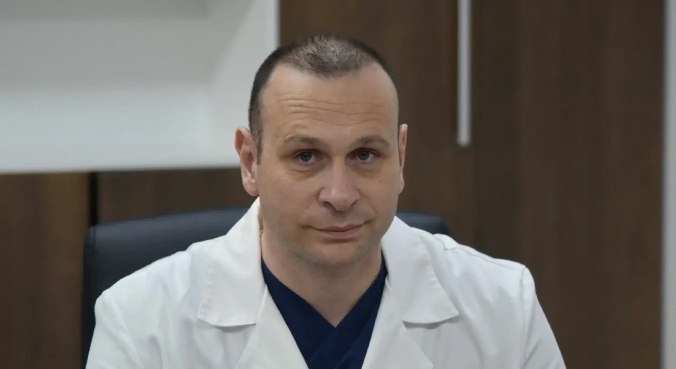 Никола Шобот