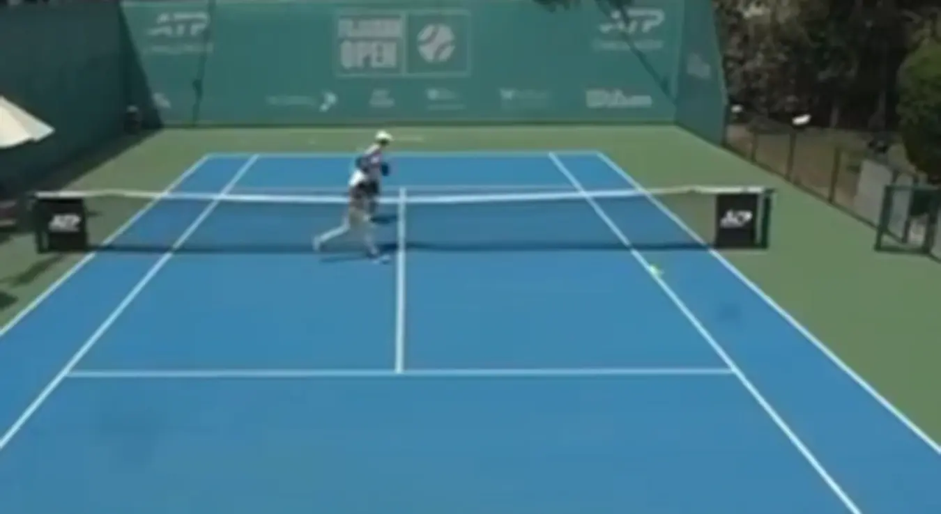 Ракета прекинула тениски меч