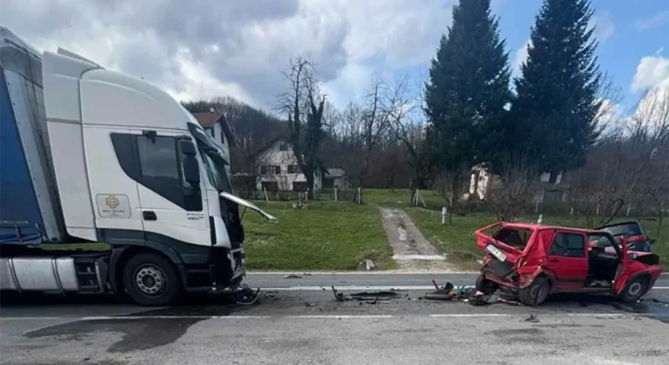 Тежак судар у Тузли