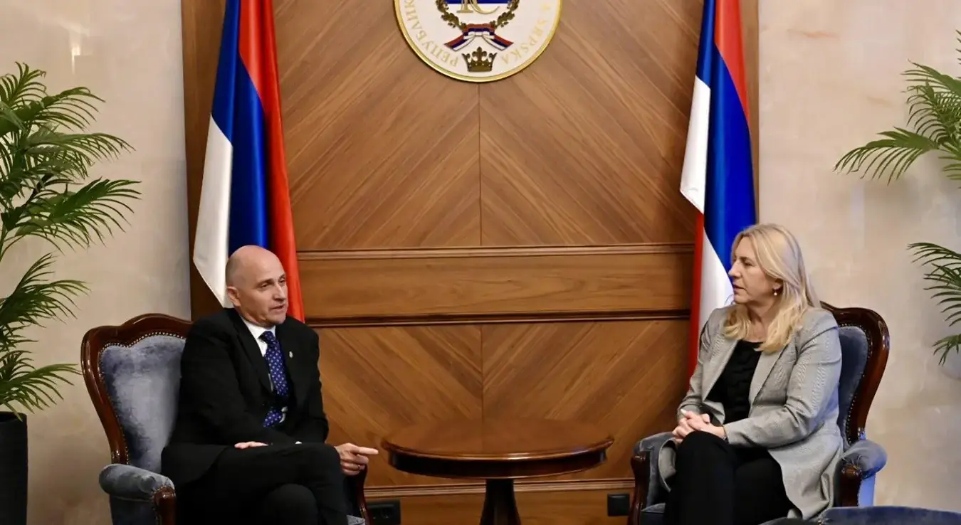 Цвијановић разговарала са Пошом: Односи Српске и Мађарске засновани на међусобном повјерењу