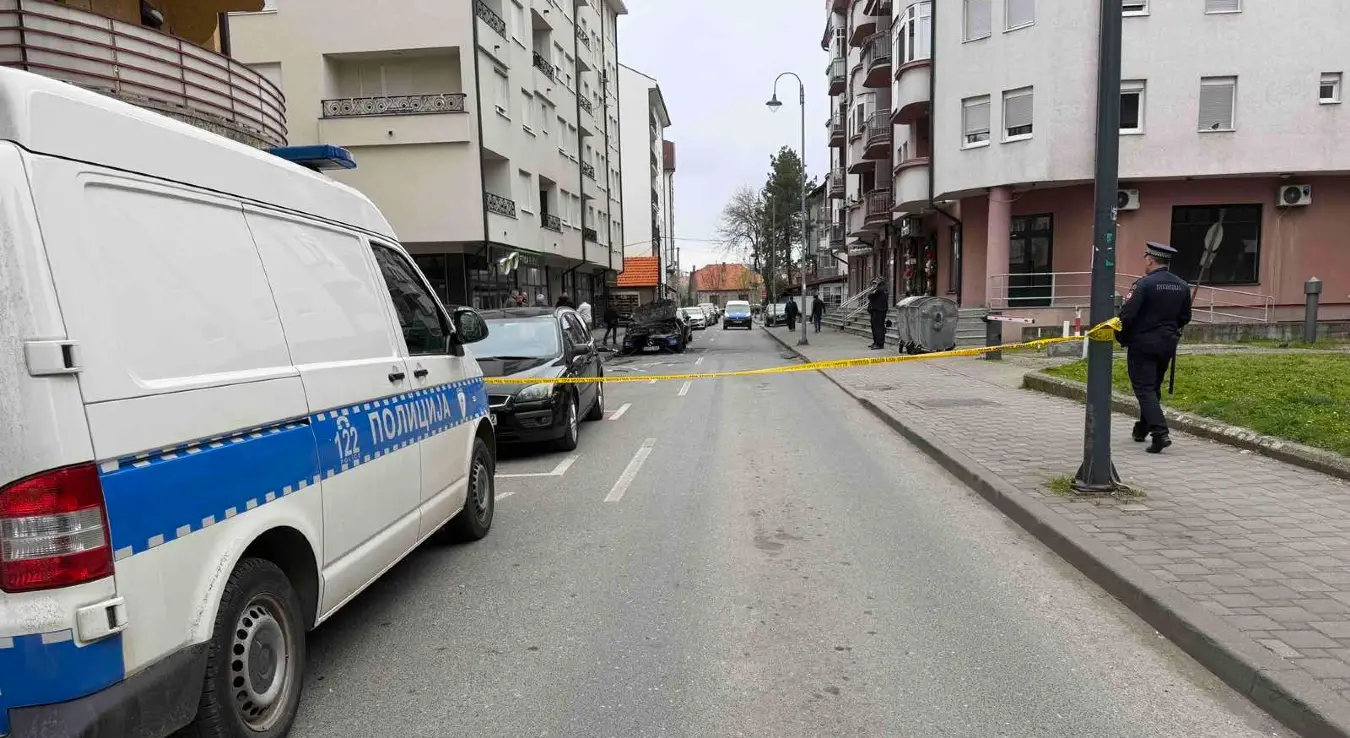 Запаљена аута у Бијељини