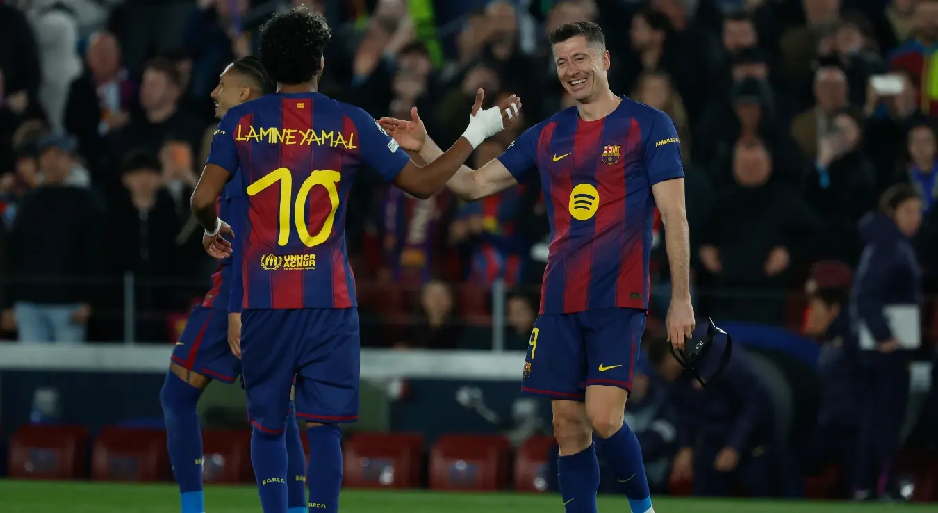 Поздрав Јамала и Левандовског након гола