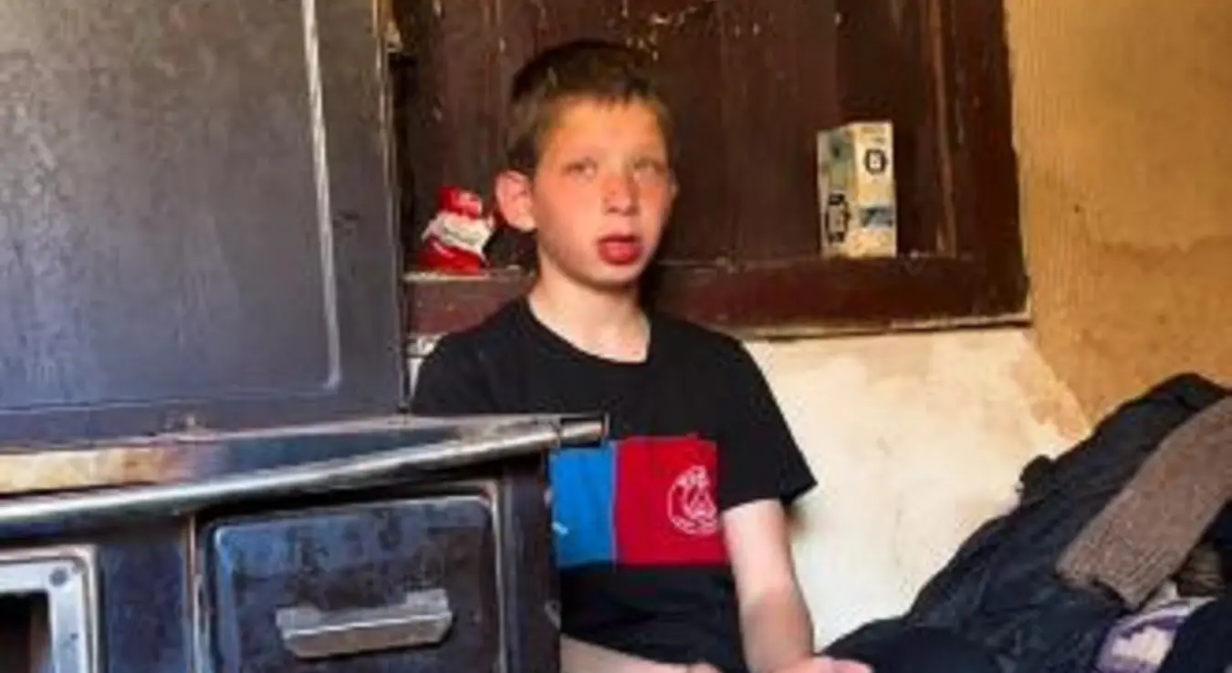 Стижу лепши дани за малог Славка који је расплакао регион: Добиће нови дом, а жеља му је да тренира фудбал!